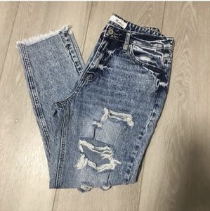 KanCan Distressed Jeans